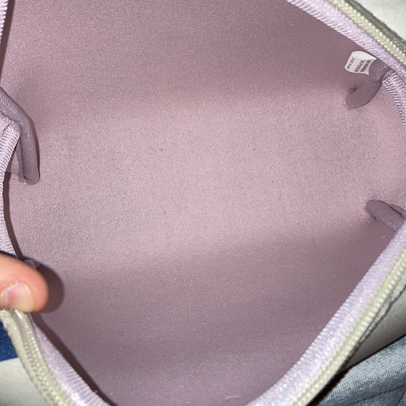 Cosmetic bag - Picture 4 of 5